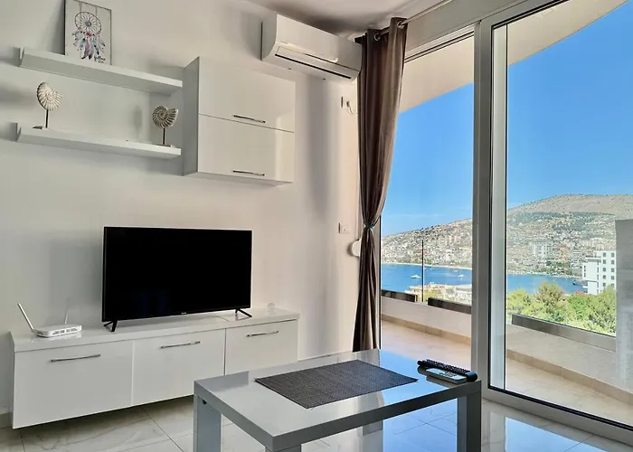 White - Malgorzata * Saranda